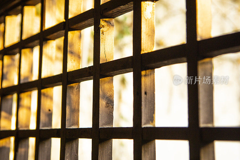 浙江绍兴古典中式建筑的木棂窗