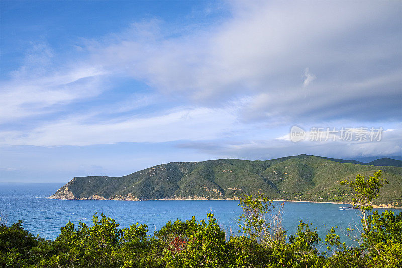 厄尔巴岛上的拉科纳湾(意大利托斯卡纳群岛)