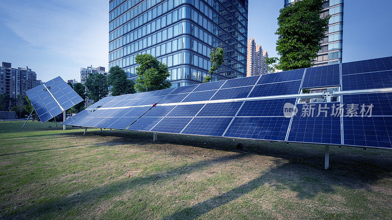 户外太阳能电池板和城市建筑
