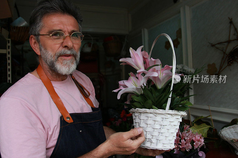 骄傲的花店工人