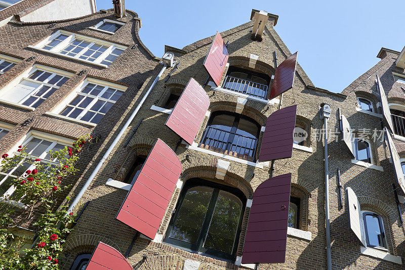 阿姆斯特丹运河住宅，红色百叶窗，Brouwersgracht