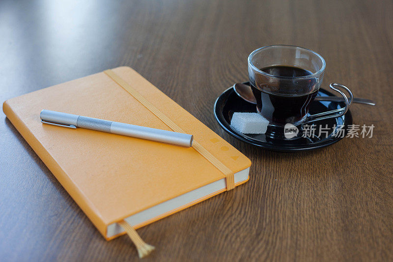 咖啡和笔记本