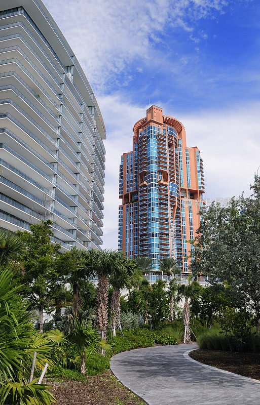 迈阿密海滩的五颜六色的公寓
