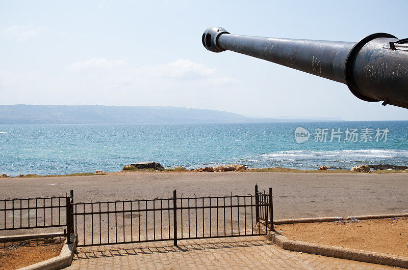 黎巴嫩的黎波里的大炮和海上
