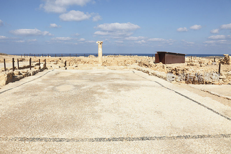 帕福斯罗马古代考古遗址塞浦路斯的一根柱子