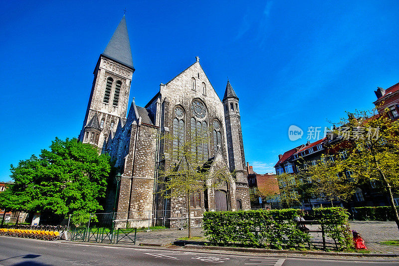 埃格利斯圣弗朗索瓦泽维尔大教堂在安德莱赫特，布鲁塞尔，比利时