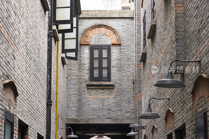 中国上海法租界地区的仿古砖墙、新天地和上海石库门建筑风格