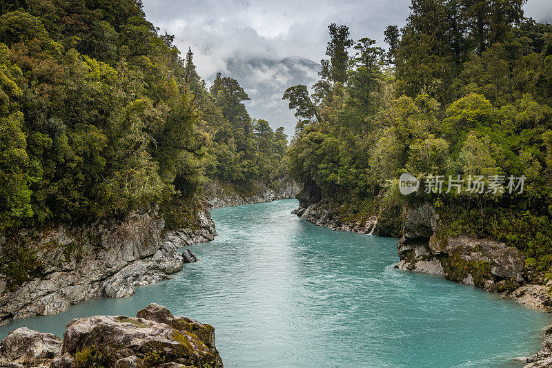 霍基提卡湖峡谷的风景，霍基提卡，南岛新西兰，旅游目的地