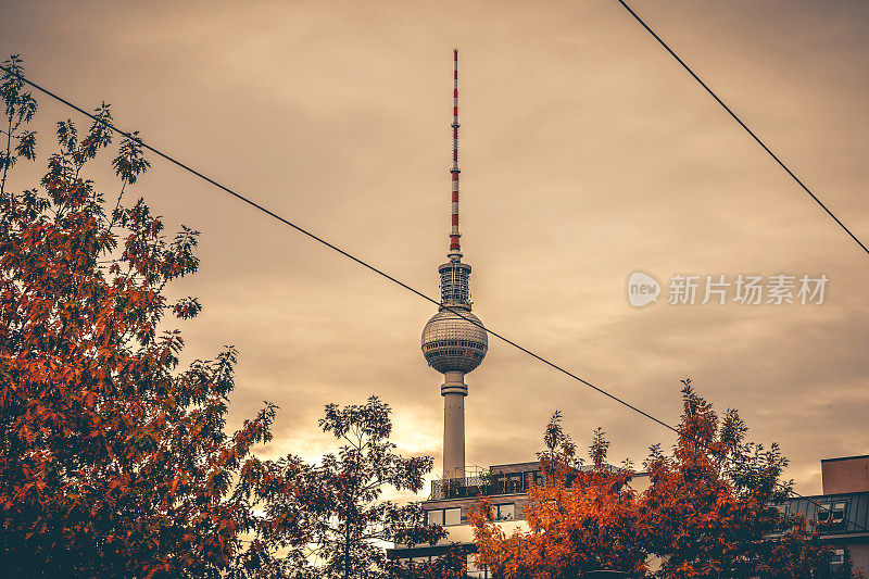 秋天的柏林——柏林电视塔