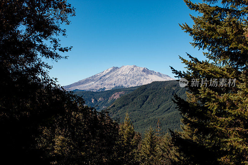 太平洋西北部的圣海伦斯山