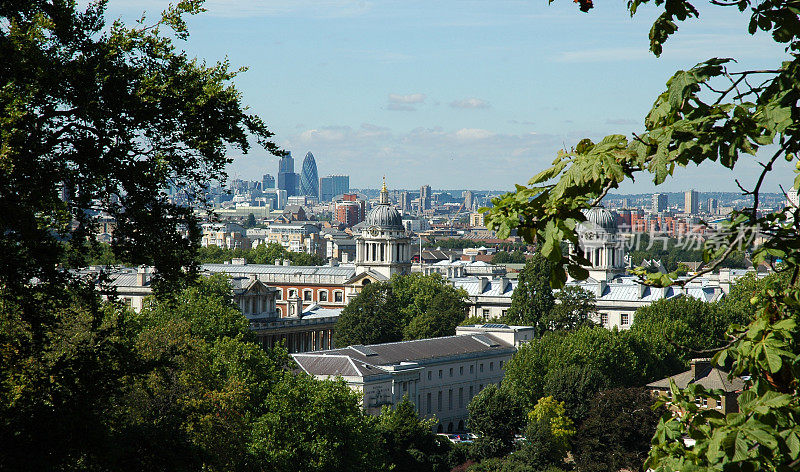 从格林威治公园俯瞰伦敦