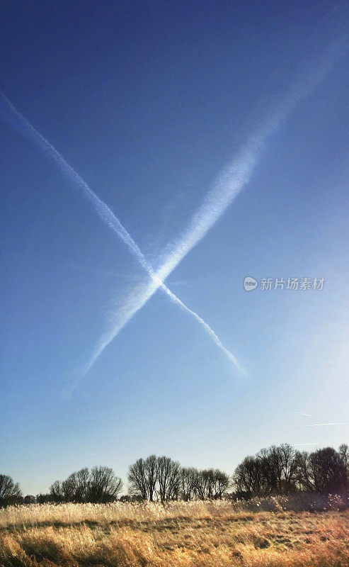 x在蓝天上-轨迹