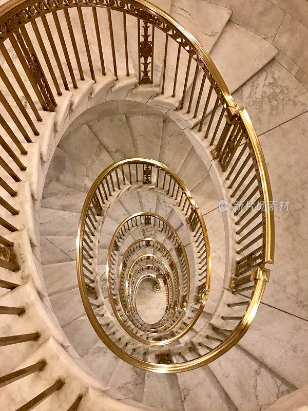美国华盛顿特区最高法院的螺旋楼梯