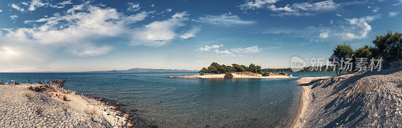 泻湖海滩湾全景