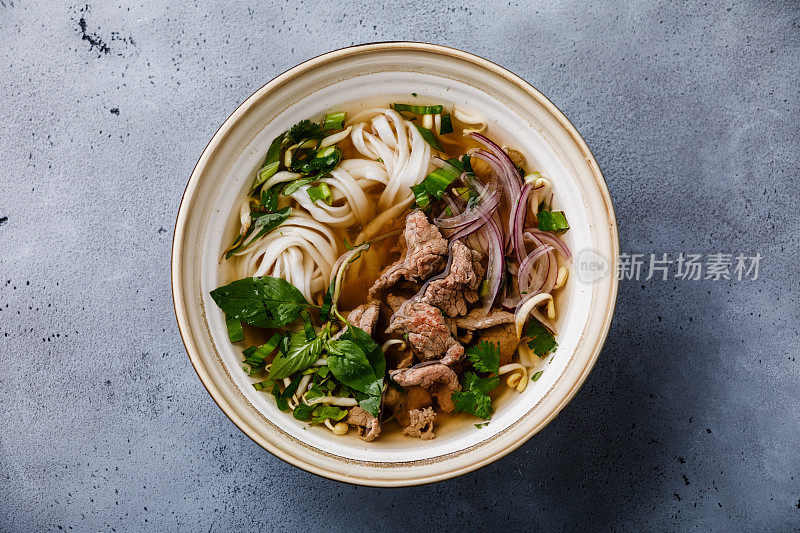 越南粉煲牛肉汤
