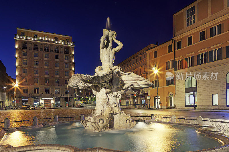 三全音喷泉，Barberini广场，意大利罗马