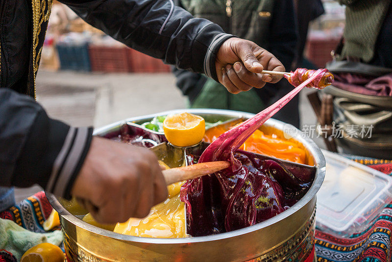 地方的甜食被称为面糊街头小吃