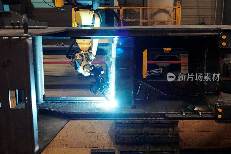 大型工业机械在焊接过程中的以上角度