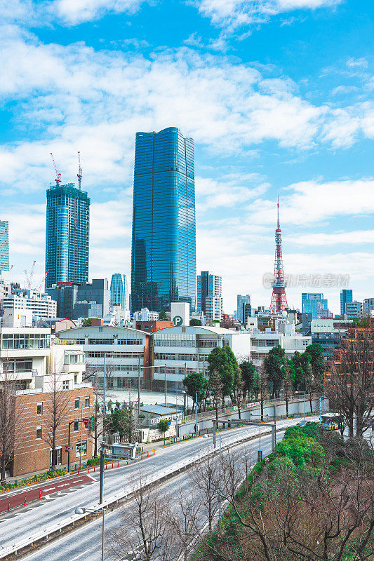 东京的高层建筑和东京塔