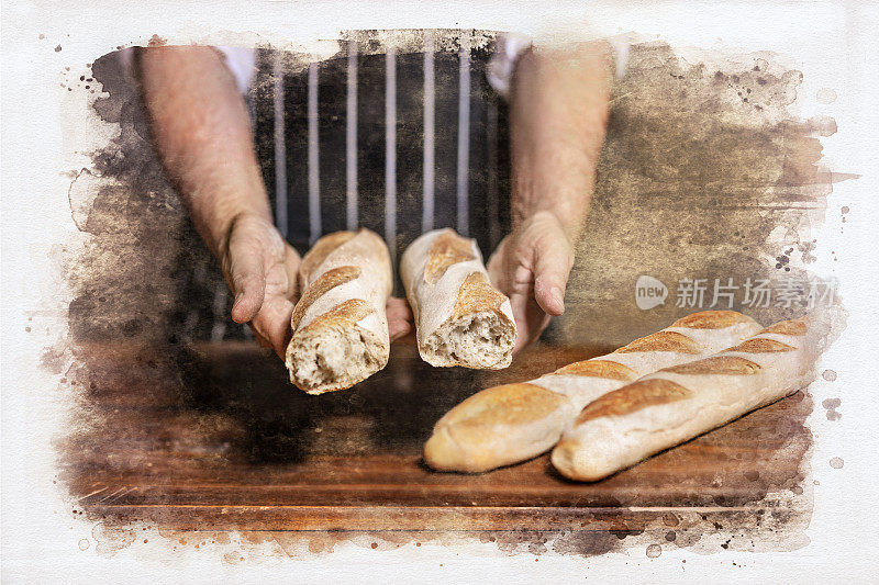 面包师在面包店的木桌上展示一分为二的法棍面包
