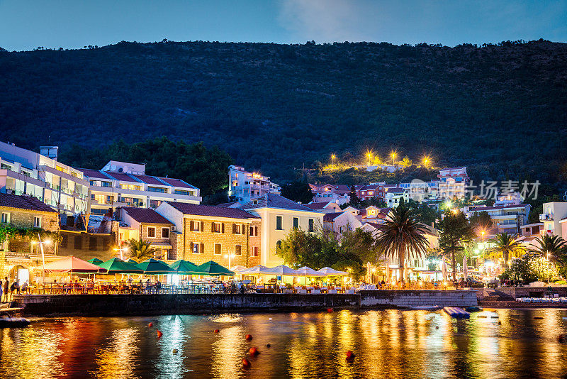 黑山,晚上Petrovac