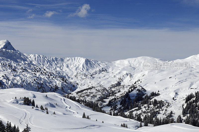 瑞士阿尔卑斯山的越野滑雪区