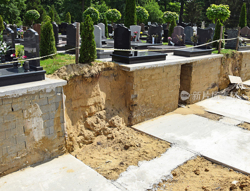 公共坟场的新地穴