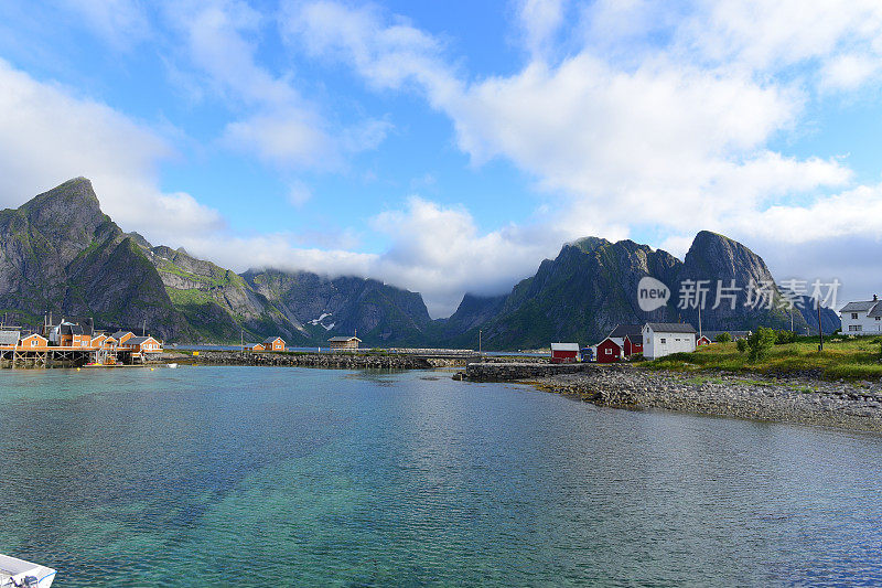 挪威，挪威罗浮敦群岛的日落风景