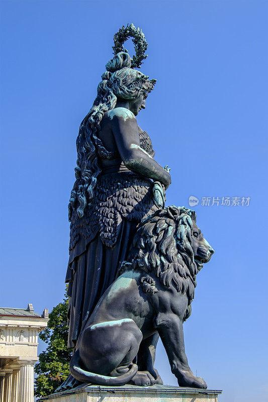 慕尼黑，巴伐利亚铜像Theresienhöhe(德国巴伐利亚)