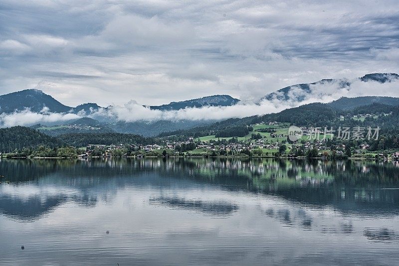 美丽的萨尔茨卡默古特湖，奥地利