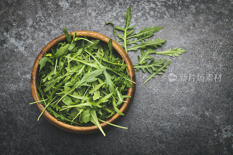 新鲜的芝麻菜