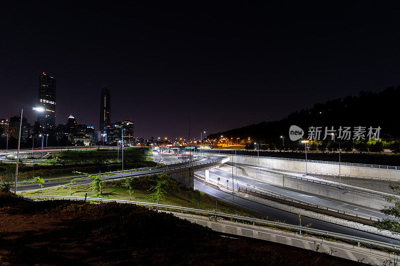 智利圣地亚哥高速公路十字路口