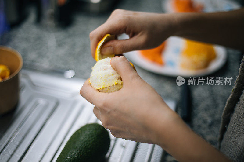 每天早餐摄入一定量的维生素c