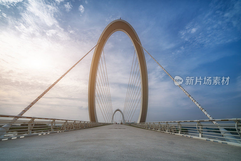 南京眼人行桥城市景观