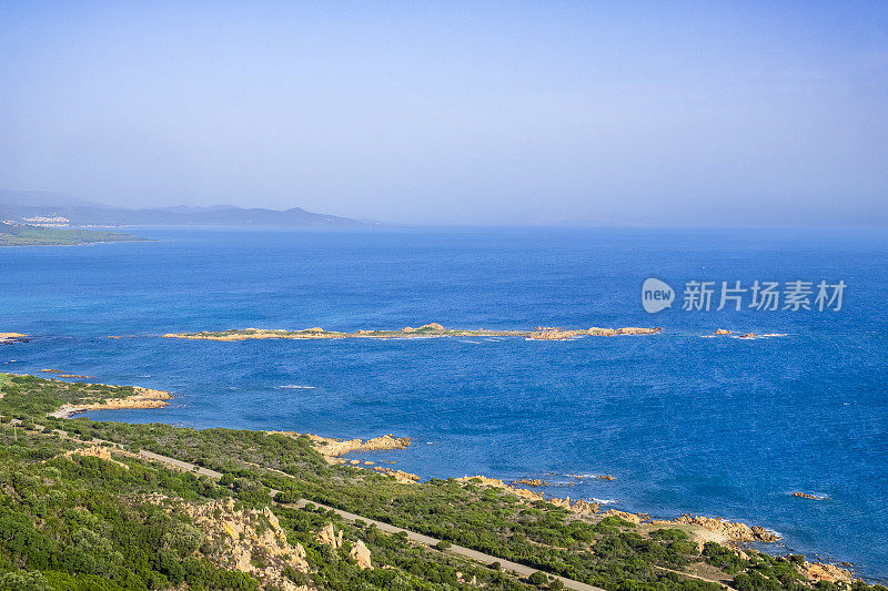 意大利撒丁岛东部科米诺角附近的鲁贾岛