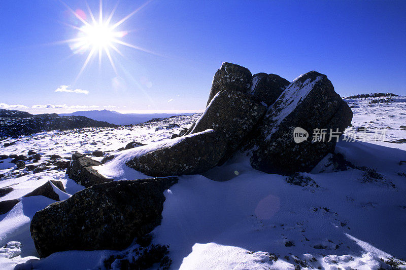 山和太阳