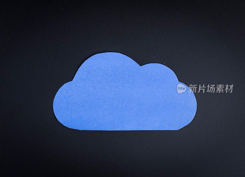 黑板上的蓝色纸云——云计算概念