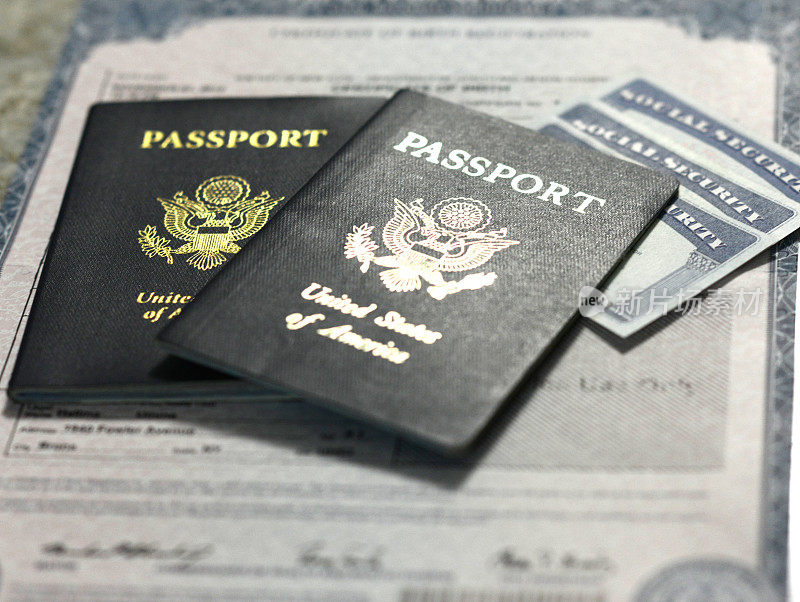 护照和社会保障卡