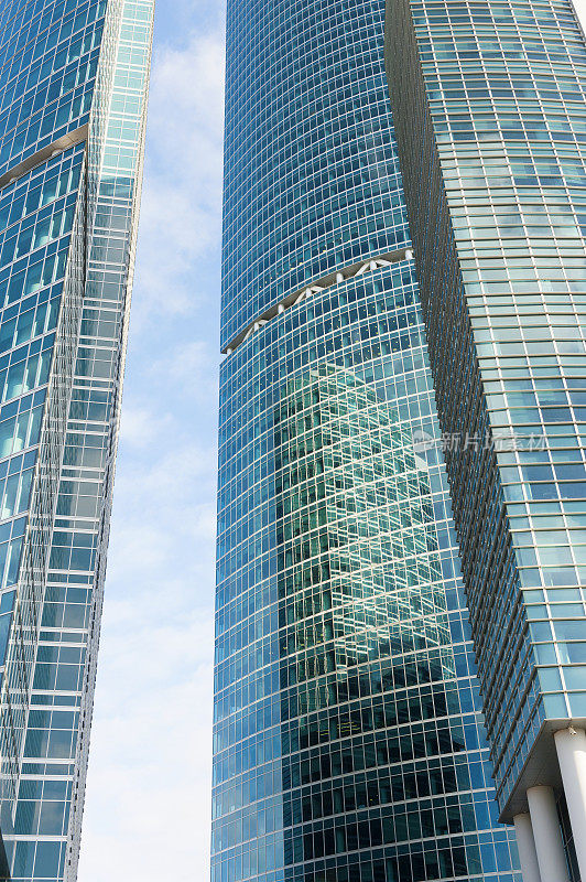 无限公司建筑。商业上的现代摩天大楼