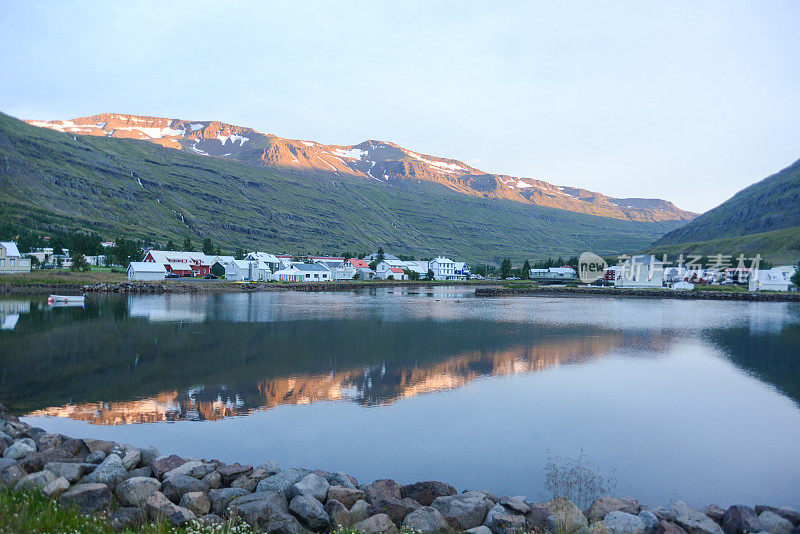 在冰岛seydisfjordur