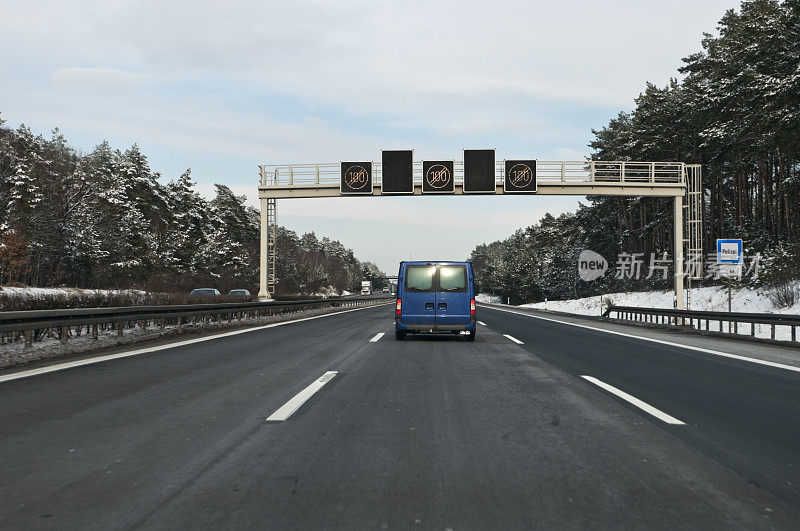 德国高速公路上的免费乘车