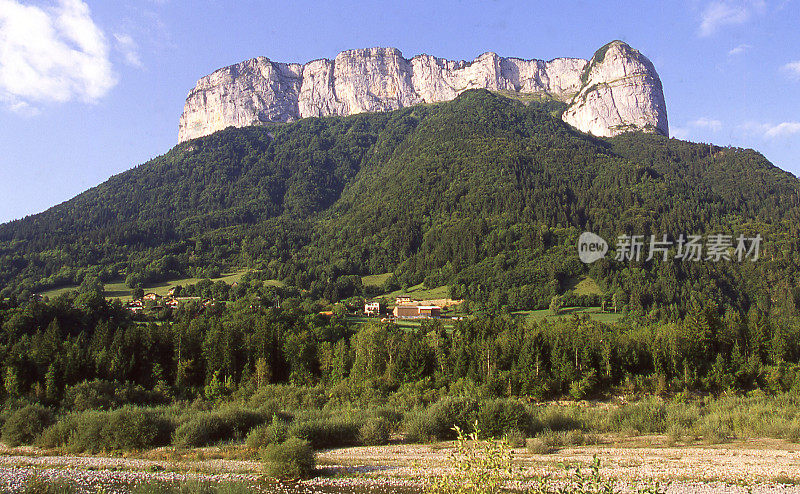 位于欧洲法国安纳西附近的法国阿尔卑斯山Glières高原