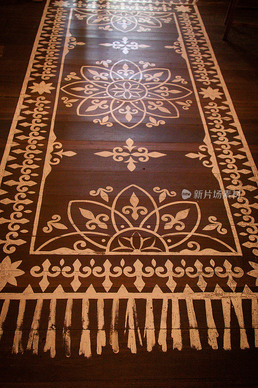 彩绘地毯嬉皮风格