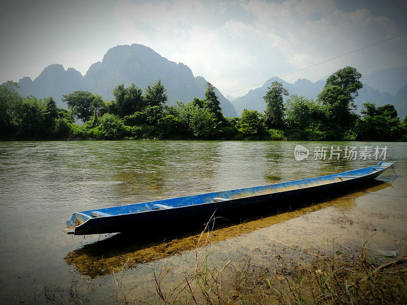 老挝传统的长船