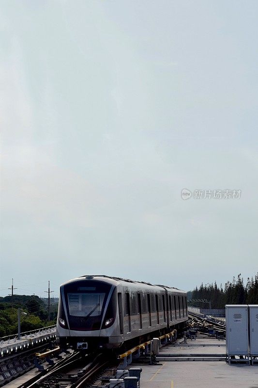 上海地铁17号线列车
