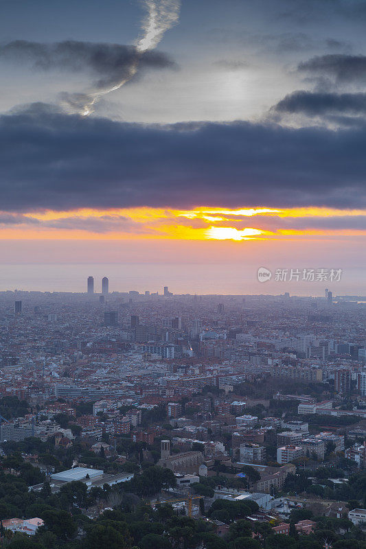 巴塞罗那的Collserola山日出