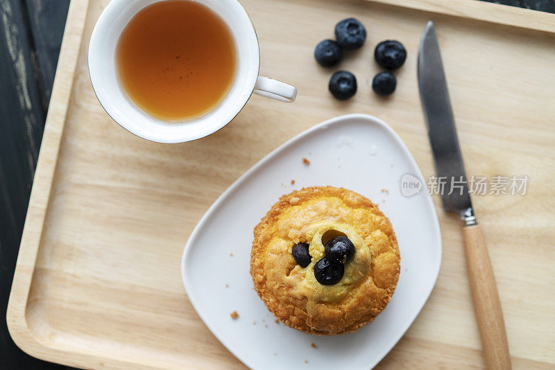 自制纸杯蛋糕和下午茶