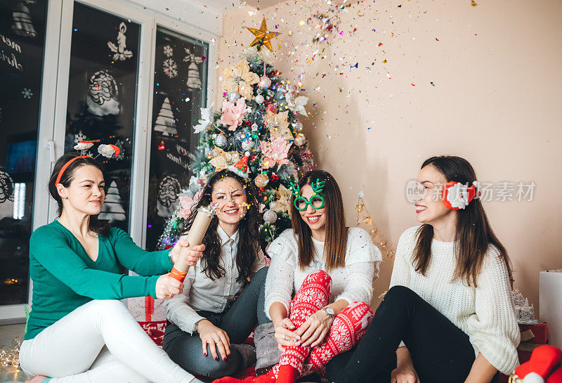 女性新年晚会