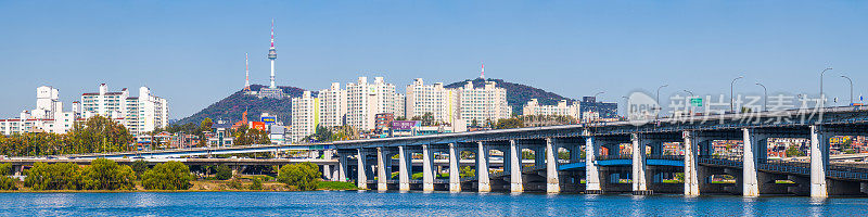 首尔市景全景横跨韩国汉江南山塔