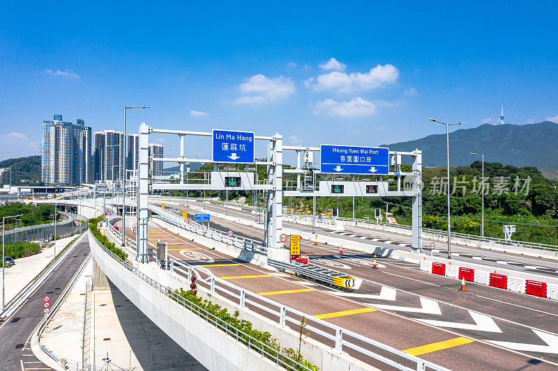 香港香园围公路的无人机照片